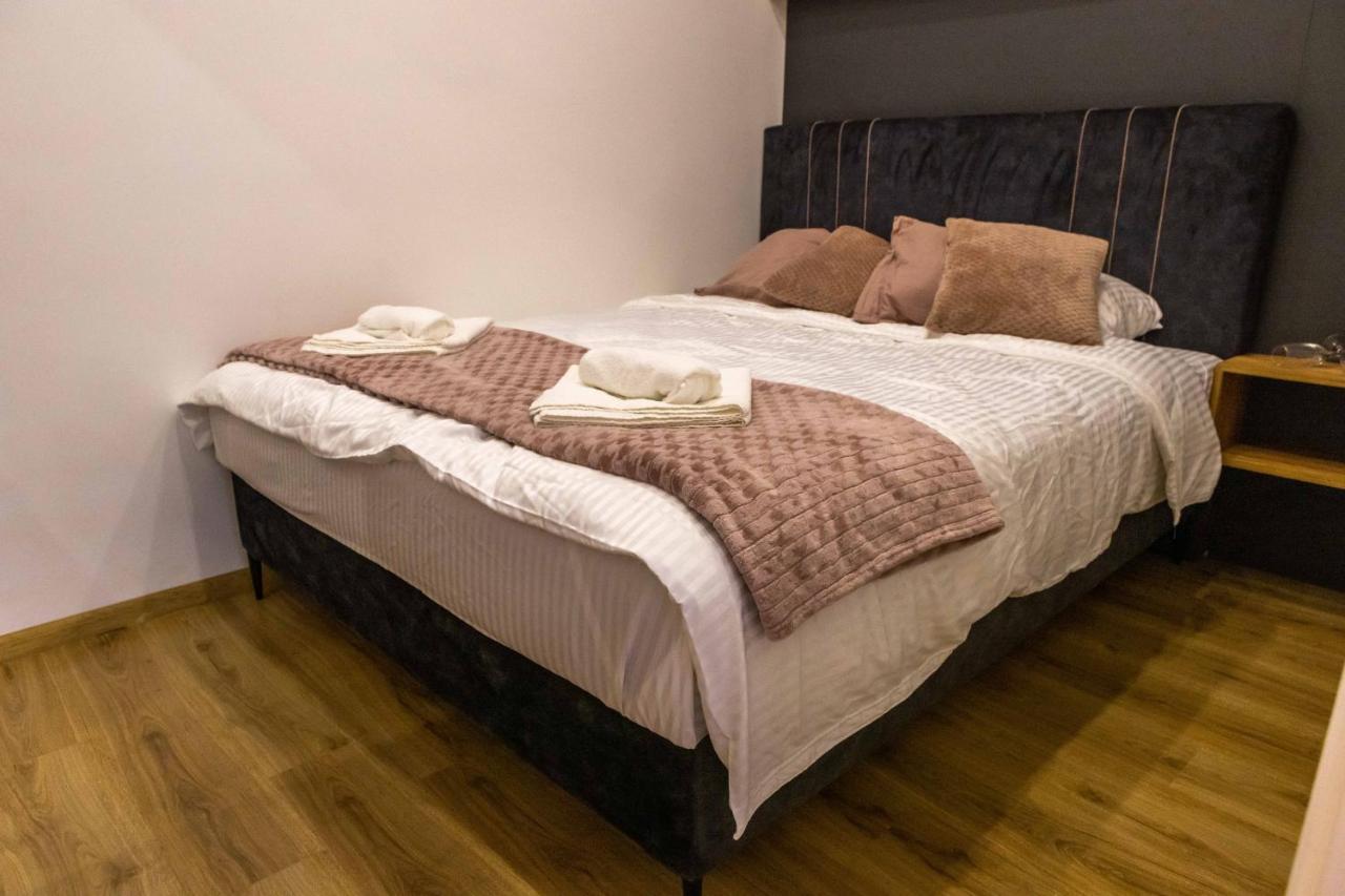 Rubikon Free Parking Apartmani Dusanovac Ngoại thất bức ảnh