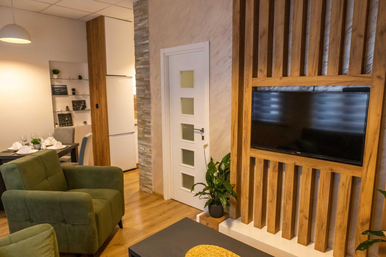 Rubikon Free Parking Apartmani Dusanovac Ngoại thất bức ảnh
